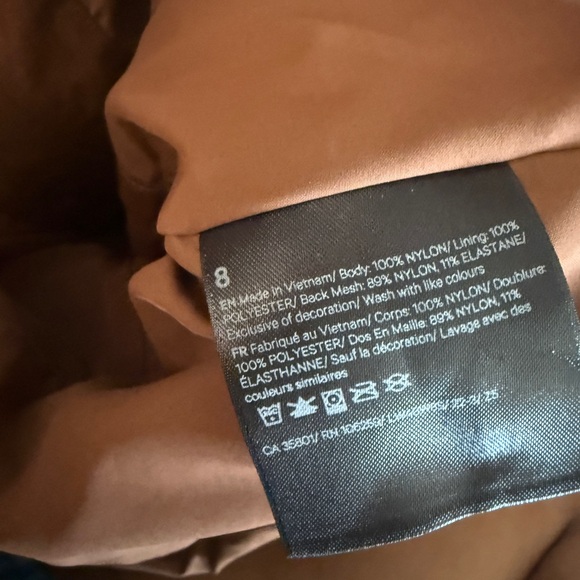 Lululemon Always Effortless Jacket  size 8 - Picture 4 of 5